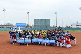 详解棒球规则中的“强制进垒”及其对跑垒员判断的几何学限制